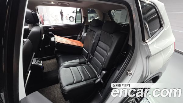 Volkswagen Tiguan 2020, фото 16