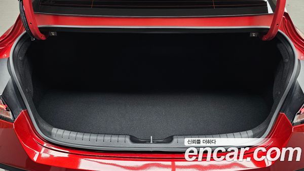 Hyundai Elantra 2024, фото 26