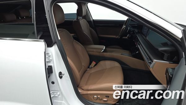 Hyundai Grandeur 2023, фото 15