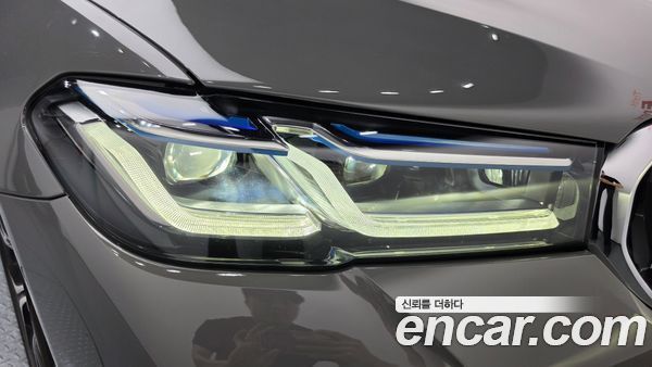 BMW 5 Series 2022, фото 8