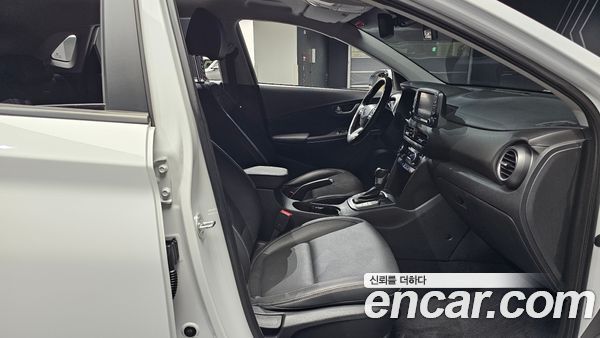 Hyundai Kona 2020, фото 16