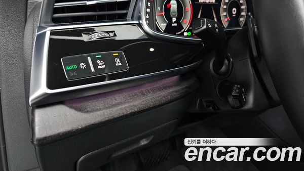 Audi Q7 2023, фото 19
