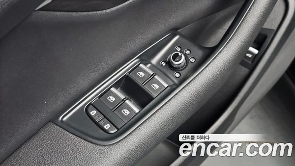 Audi Q7 2023, фото 30