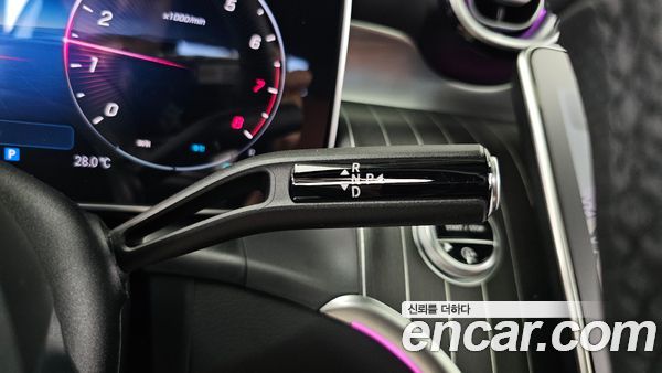 Mercedes-Benz GLC 2025, фото 12