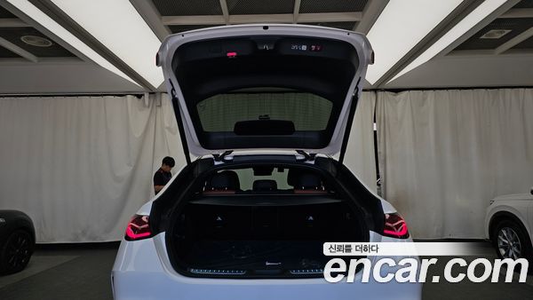 Mercedes-Benz GLC 2025, фото 26