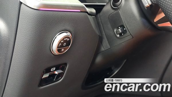 Mercedes-Benz GLC 2025, фото 31