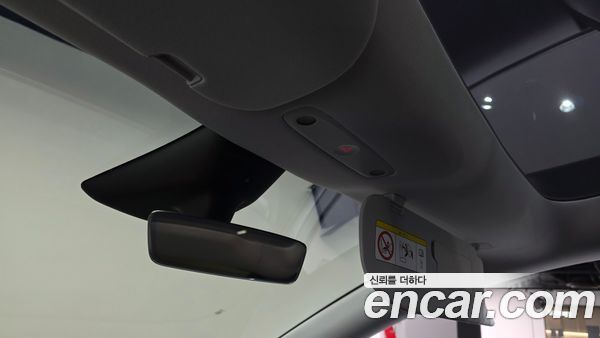 Tesla Model Y 2025, фото 30