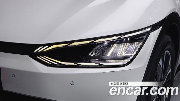 Kia EV6 2024, фото 8