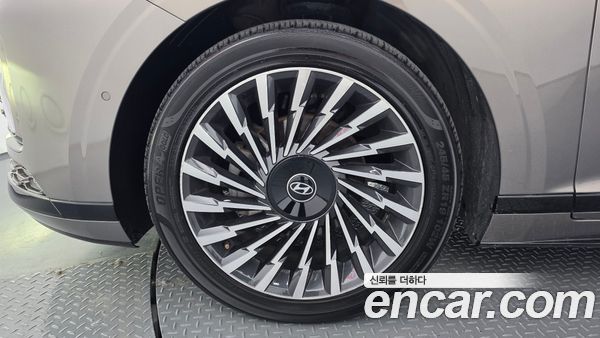 Hyundai Grandeur 2023, фото 5