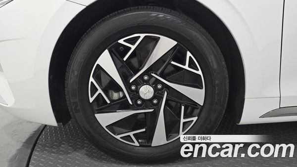 Hyundai Grandeur 2023, фото 5