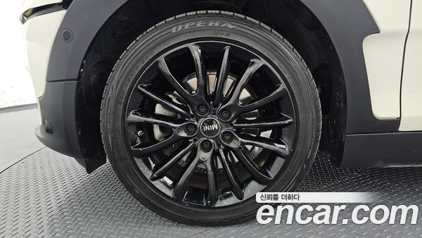 MINI CLUBMAN 2022, фото 5