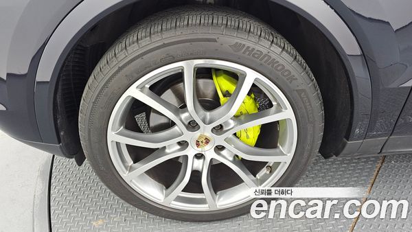Porsche Cayenne 2020, фото 5