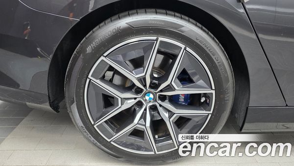 BMW 5 Series 2026, фото 5