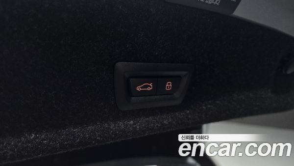 BMW 3 Series 2025, фото 25