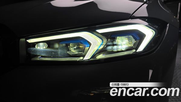 BMW 3 Series 2025, фото 7