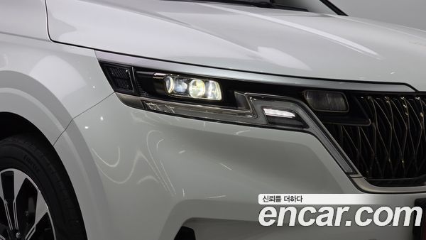 Kia Carnival 2023, фото 8