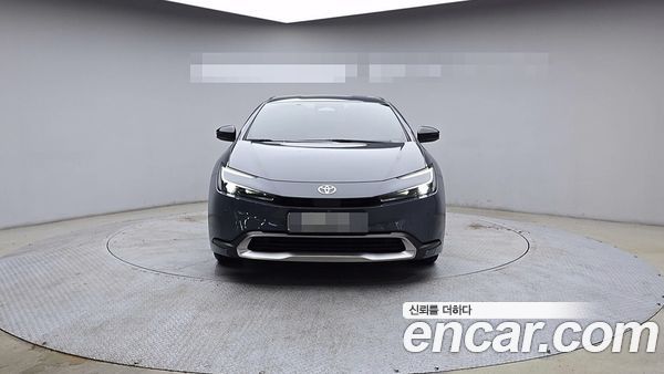 Toyota Prius 2024, фото 3