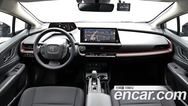 Toyota Prius 2024, фото 7