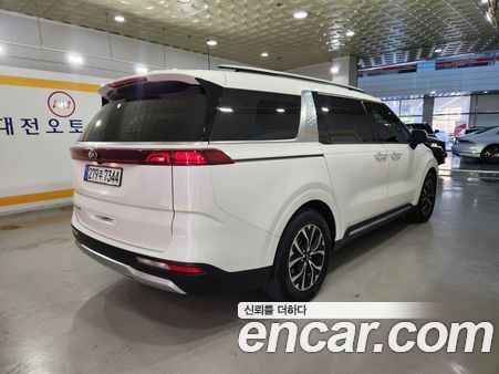Kia Carnival 2021, фото 5