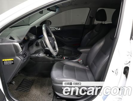 Hyundai IONIQ 2020, фото 6