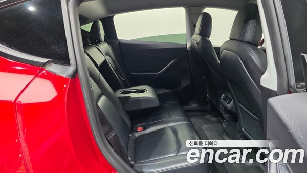 Tesla Model Y 2021, фото 18