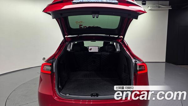 Tesla Model Y 2021, фото 26