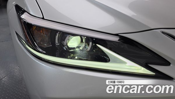 Lexus ES 2025, фото 8