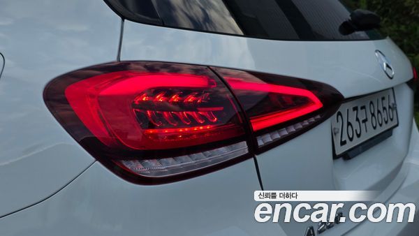 Mercedes-Benz A-Class 2020, фото 29