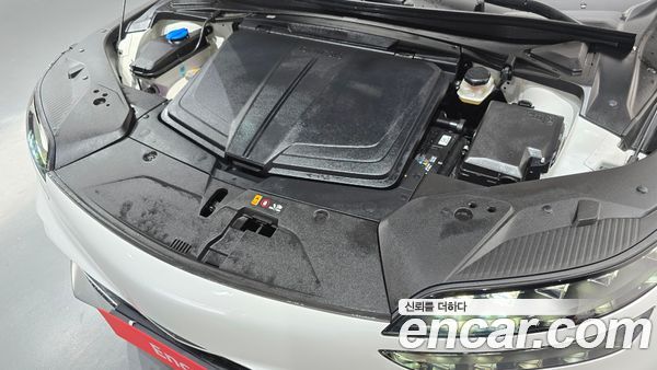 Genesis GV60 2022, фото 6