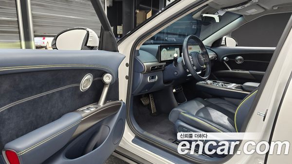 Genesis GV60 2022, фото 13