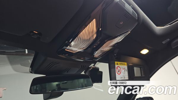 BMW 3 Series 2025, фото 31
