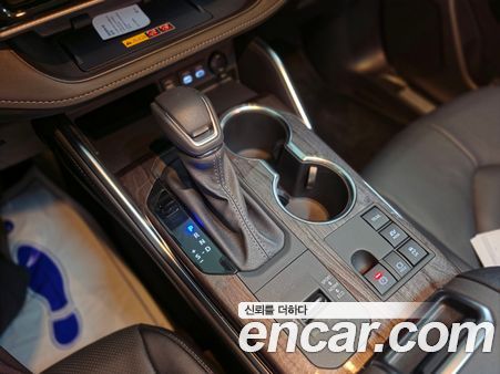 Toyota Highlander 2025, фото 9
