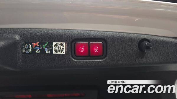 Mercedes-Benz E-Class 2024, фото 25