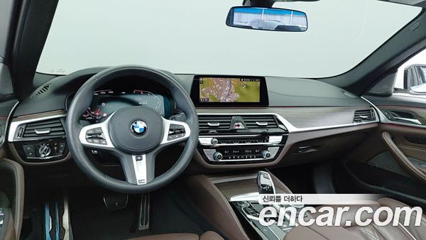 BMW 5 Series 2020, фото 6