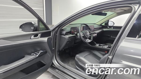 Kia K5 2025, фото 13