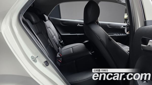 Kia Picanto 2023, фото 17