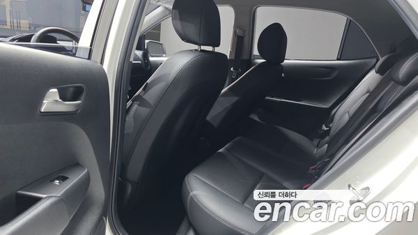 Kia Picanto 2023, фото 18