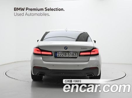 BMW 5 Series 2023, фото 4
