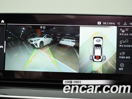 BMW 5 Series 2023, фото 15