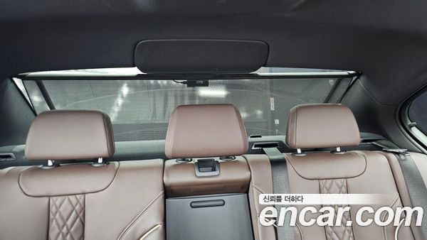 BMW 5 Series 2023, фото 31