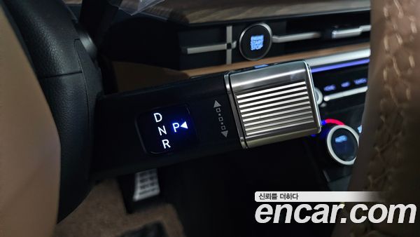 Hyundai Santa Fe 2025, фото 9
