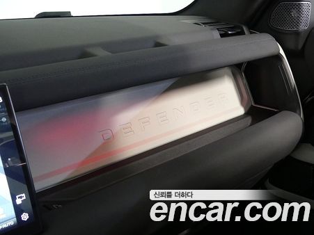 Land Rover Defender 2023, фото 14