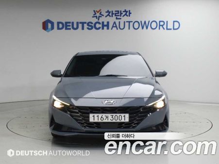 Hyundai Elantra 2023, фото 3