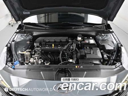 Hyundai Elantra 2023, фото 6