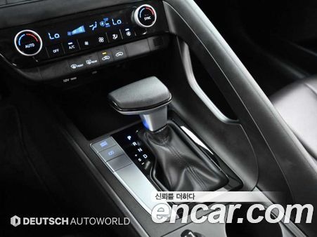 Hyundai Elantra 2023, фото 9