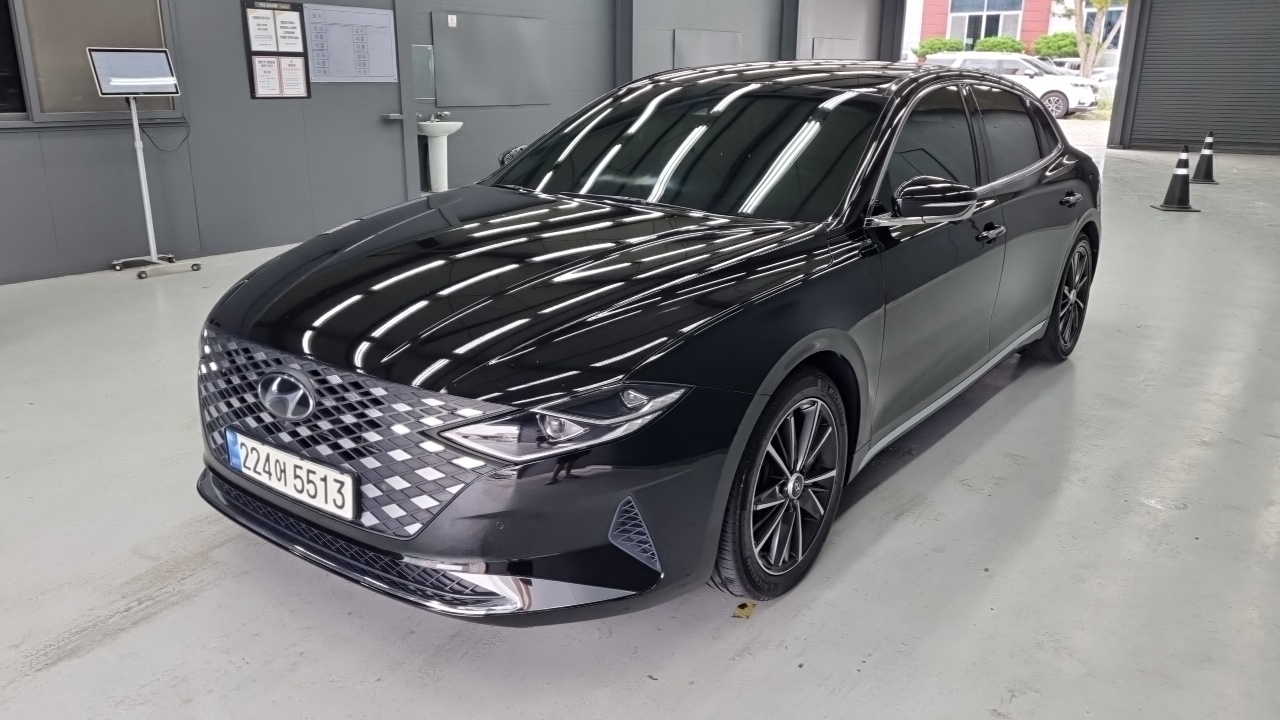 Hyundai Grandeur 2022