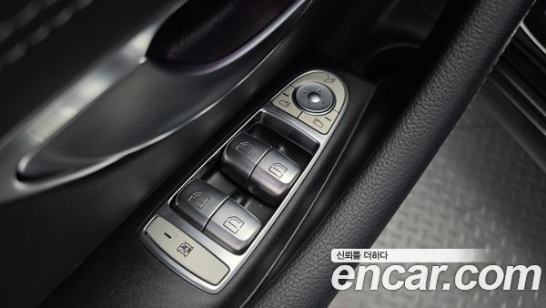 Mercedes-Benz E-Class 2021, фото 20