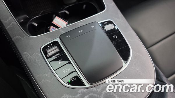 Mercedes-Benz E-Class 2021, фото 29