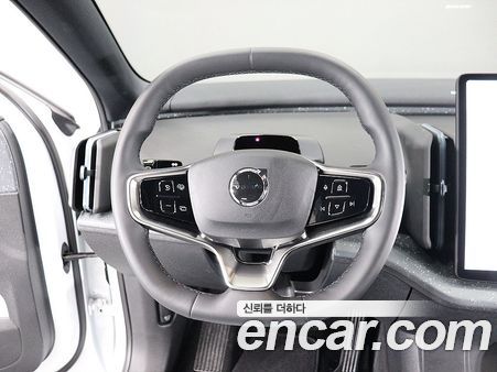 Volvo EX30 2025, фото 15