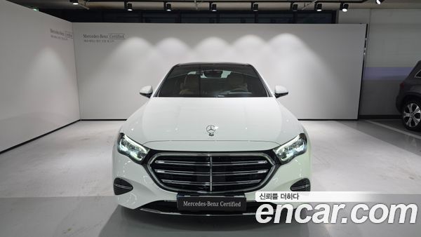 Mercedes-Benz E-Class 2026, фото 6